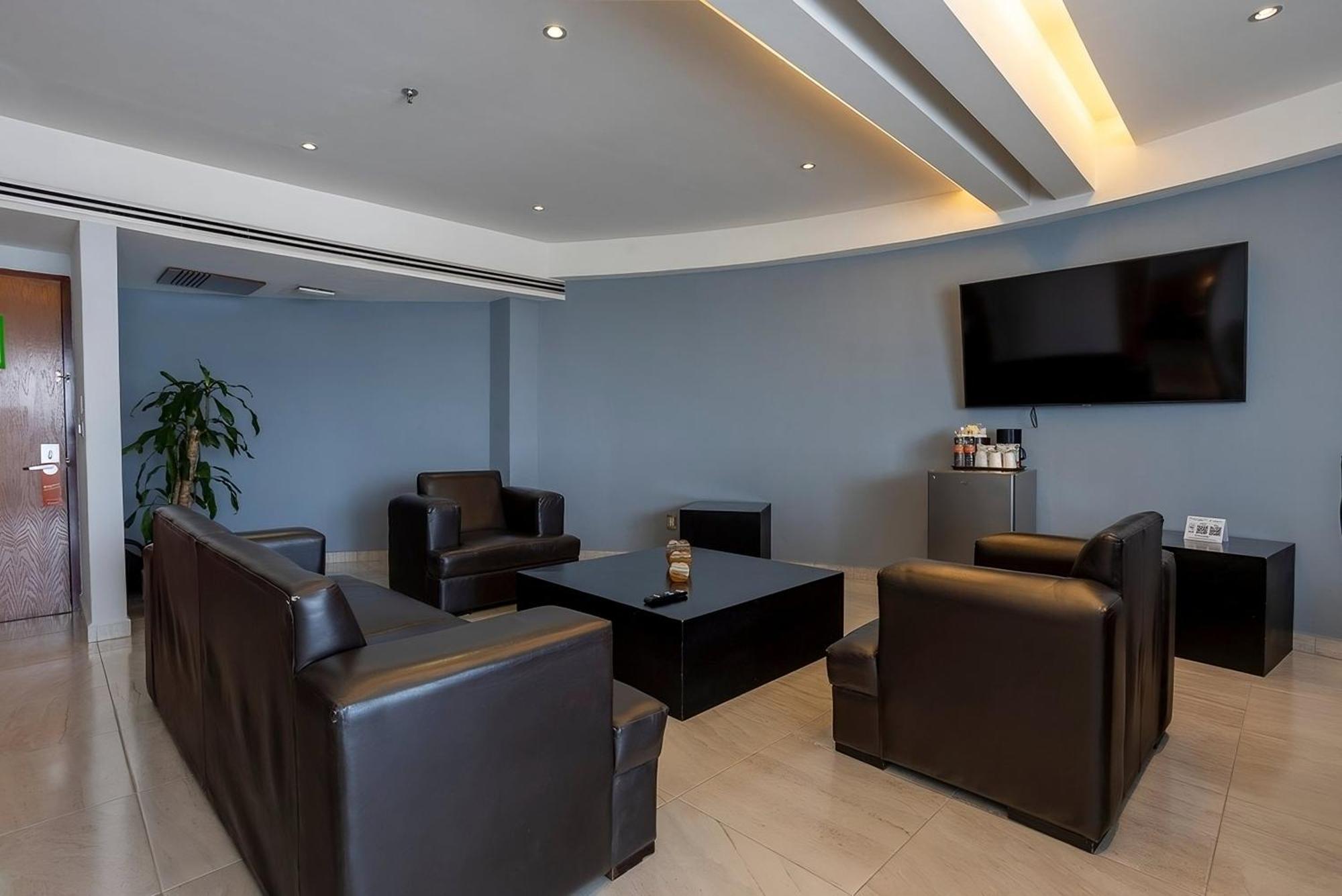 Holiday Inn Puebla Finsa By Ihg Extérieur photo
