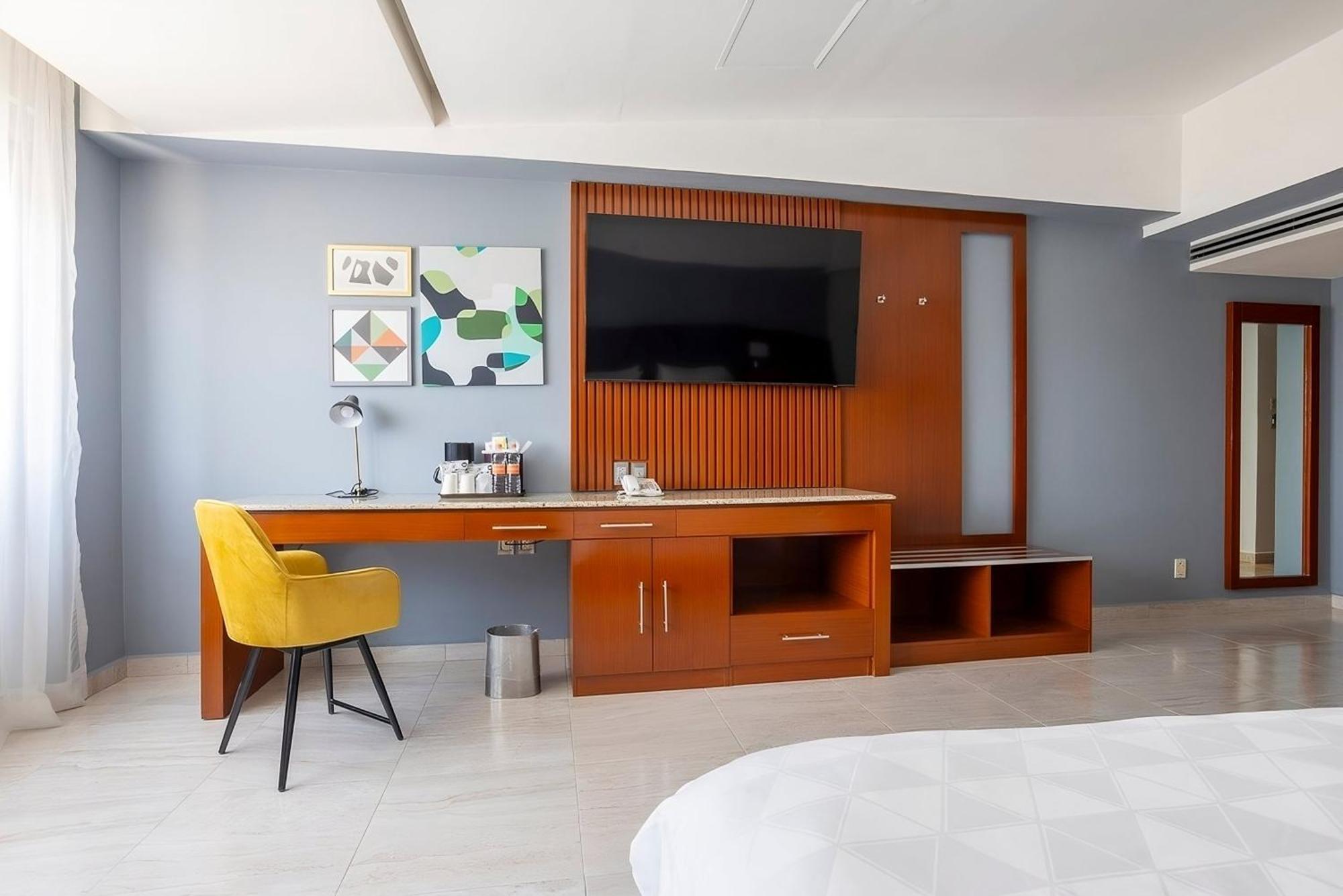Holiday Inn Puebla Finsa By Ihg Extérieur photo