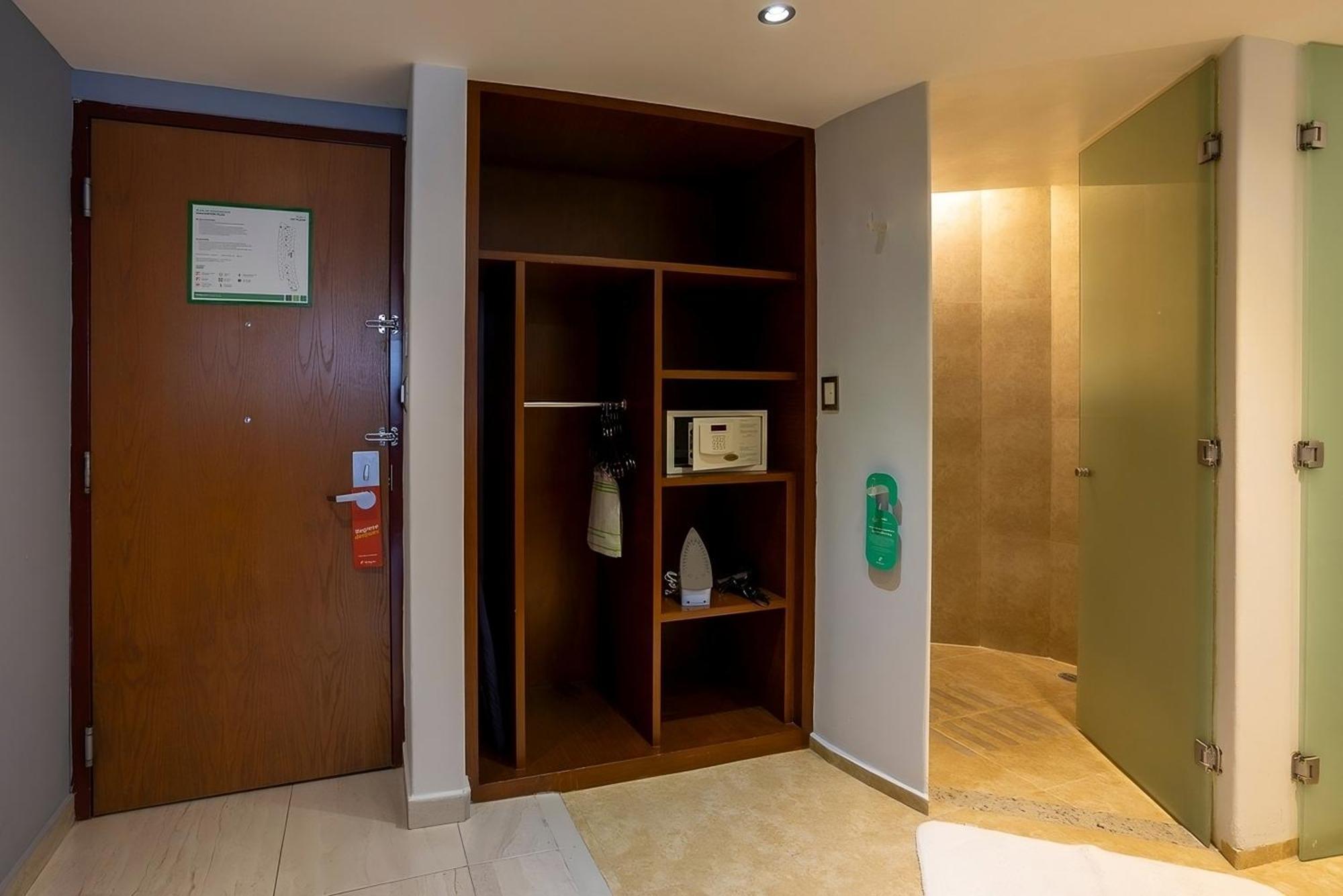 Holiday Inn Puebla Finsa By Ihg Extérieur photo